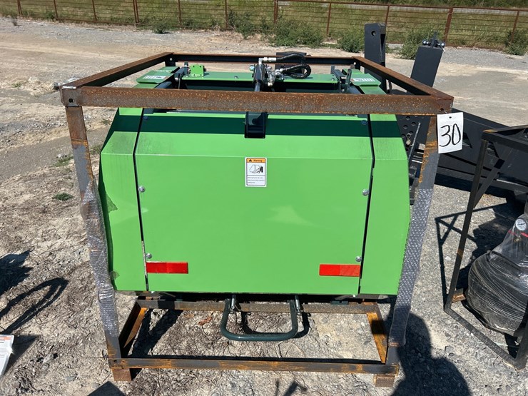 #30-•-landhonor-870-mini-round-baler-image-4