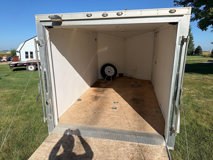 2011-stealth-14ft-enclosed-bumper-hitch-trailer--1-owner-image-29