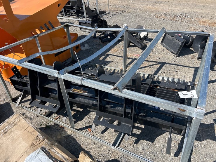 #65-•-78”-skid-steer-land-leveler-image-3