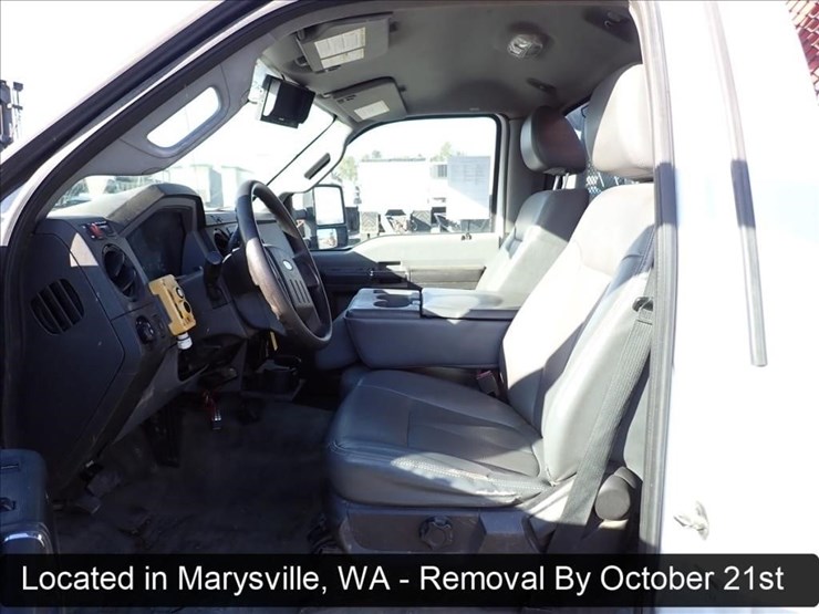 2014-ford-f550-image-24