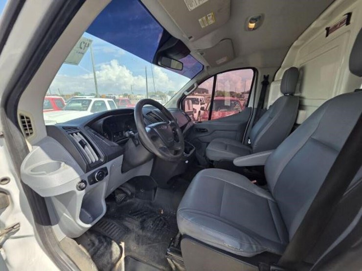ford-transit-image-6