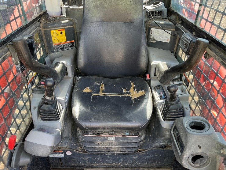 kubota-svl90-2-image-17