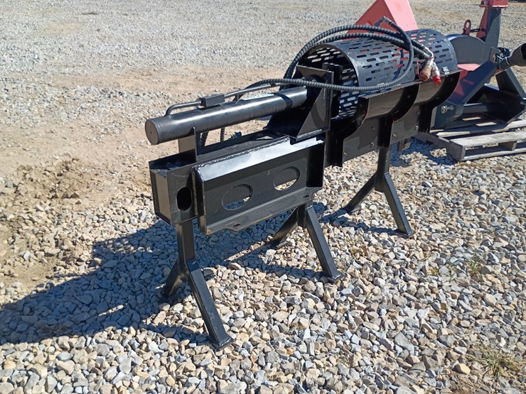 #27045-•-giyi-wood-splitter-mini-skid-steer-attachment-[damaged]-image-4