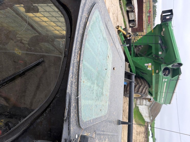 2015-caterpillar-289d-image-34