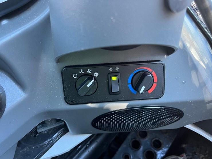 bobcat-s650-image-27
