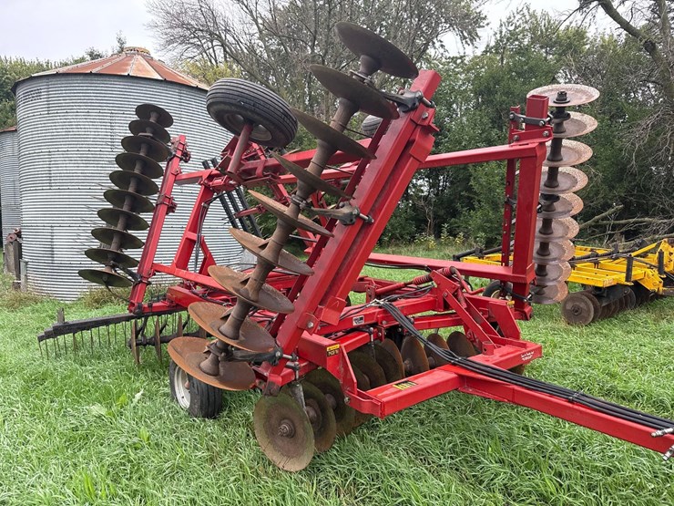 case-ih-3900-image-3