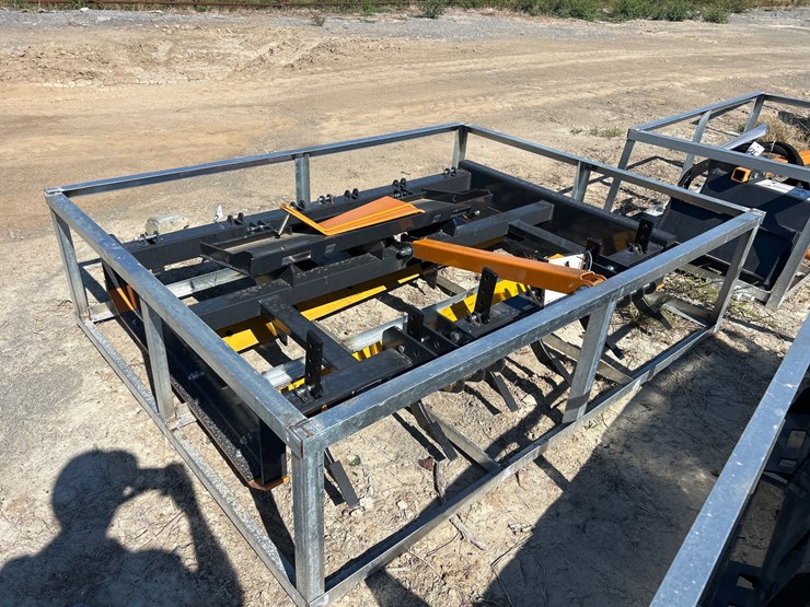 #38-•-78”-land-leveler,-3pt-or-skid-steer-image-1