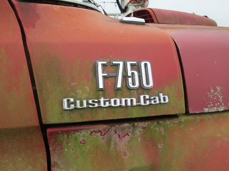 1974-ford-f750-image-13
