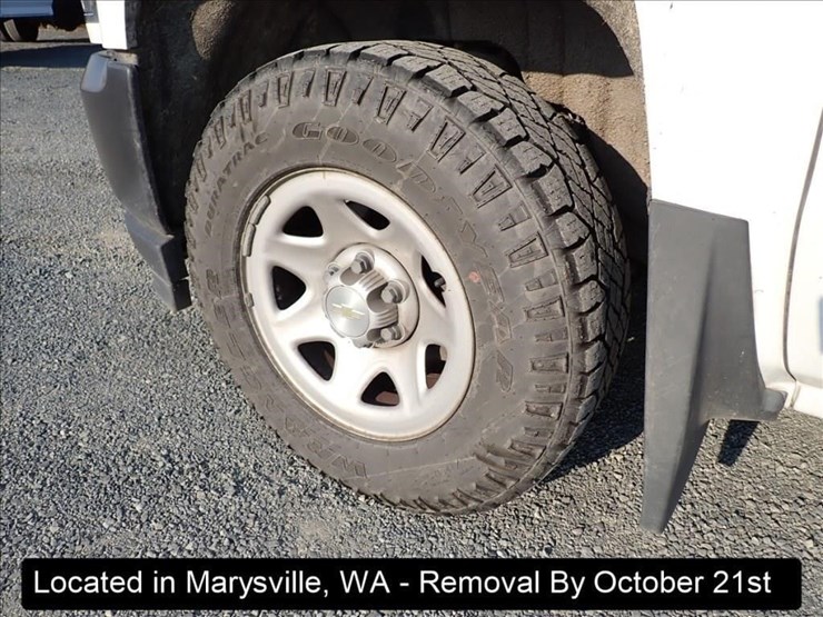 2018-chevrolet-1500-image-17