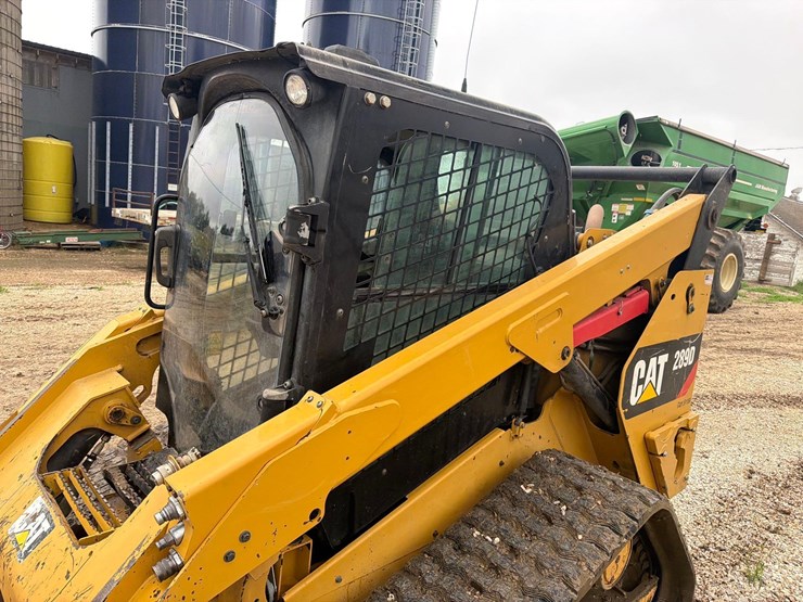 2015-caterpillar-289d-image-11