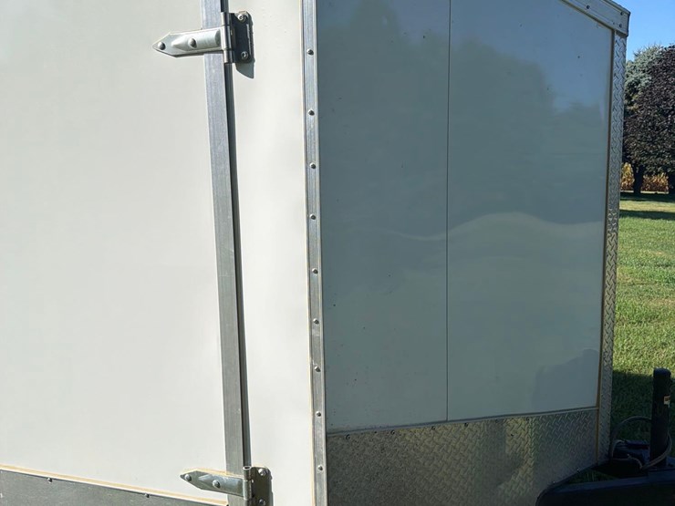 2011-stealth-14ft-enclosed-bumper-hitch-trailer--1-owner-image-10