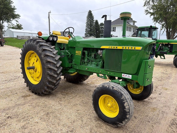 1972-john-deere-4020-image-3