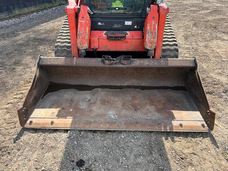 kubota-svl90-2-image-11