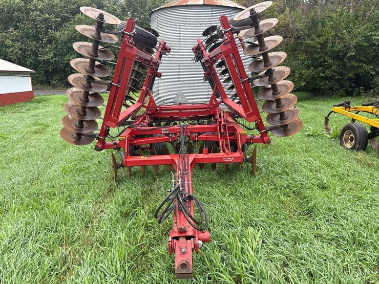 case-ih-3900-image-2