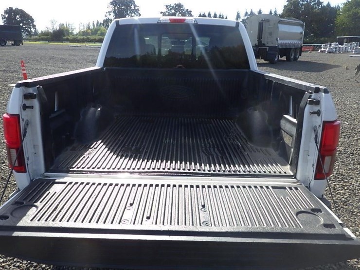 2020-ford-6-image-17