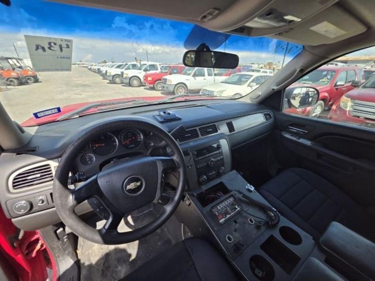 chevrolet-tahoe-image-9