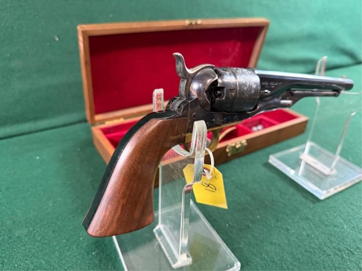 navy-arms-co.-mdl.1860-army-44cal-revolver-image-5