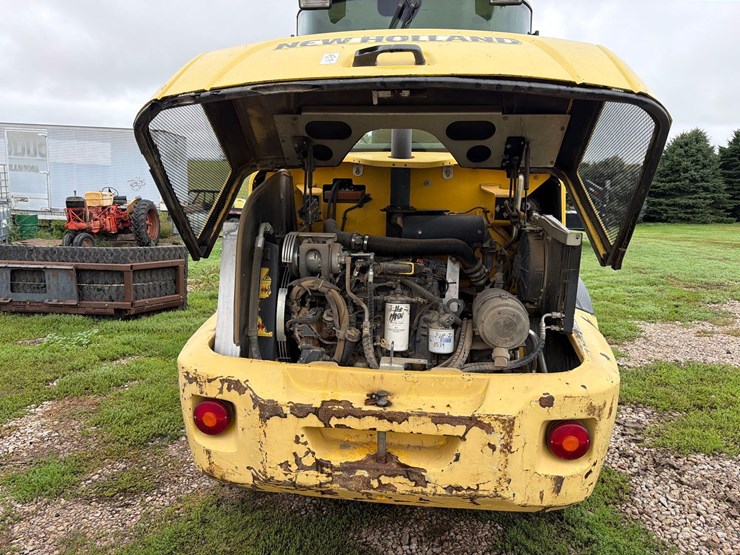 new-holland-w80c-image-44