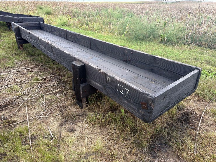 doon-saw-mill-3ft-x-20ft-wood-feed-bunk-image-1