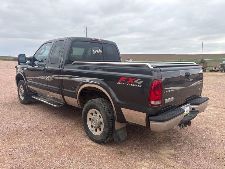 2005-ford-f250-xlt-image-4