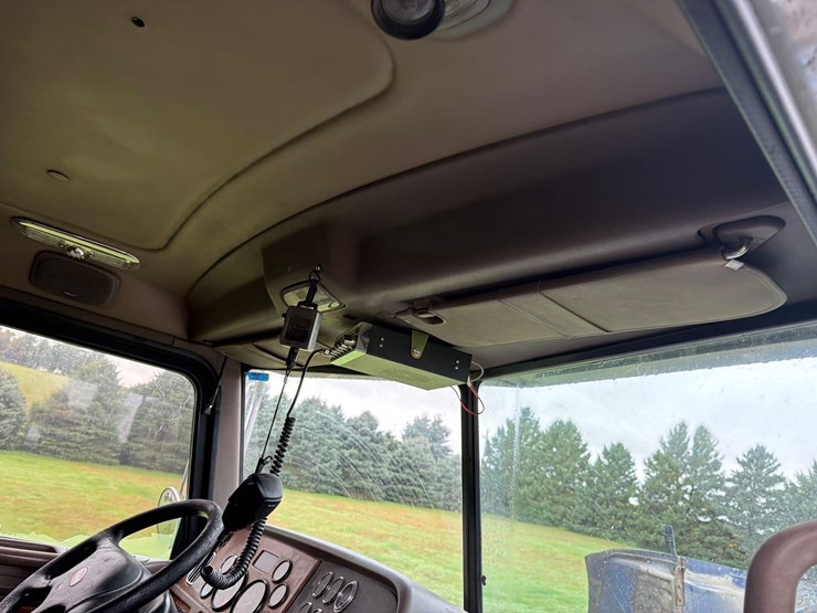 2007-peterbilt-386-image-69