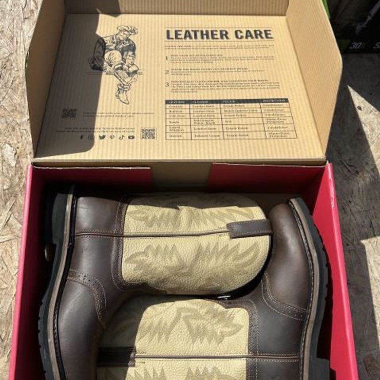 #118 • Justin Boots Superintendent Golden Brown Water