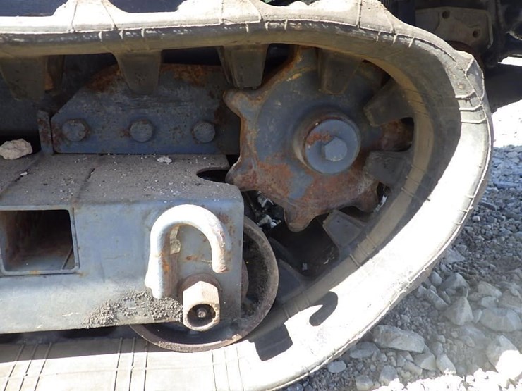 winbull-wb04-tracked-dumper-image-10