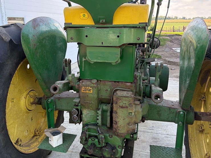 john-deere-630-image-17