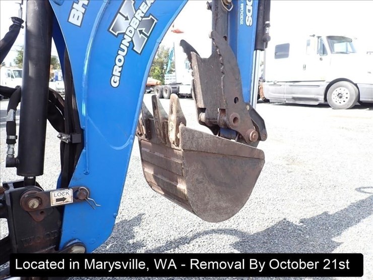 2009-new-holland-t2420-image-2