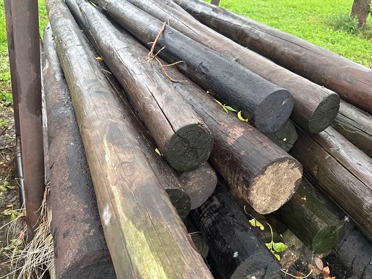 wood-post-and-stand-image-7