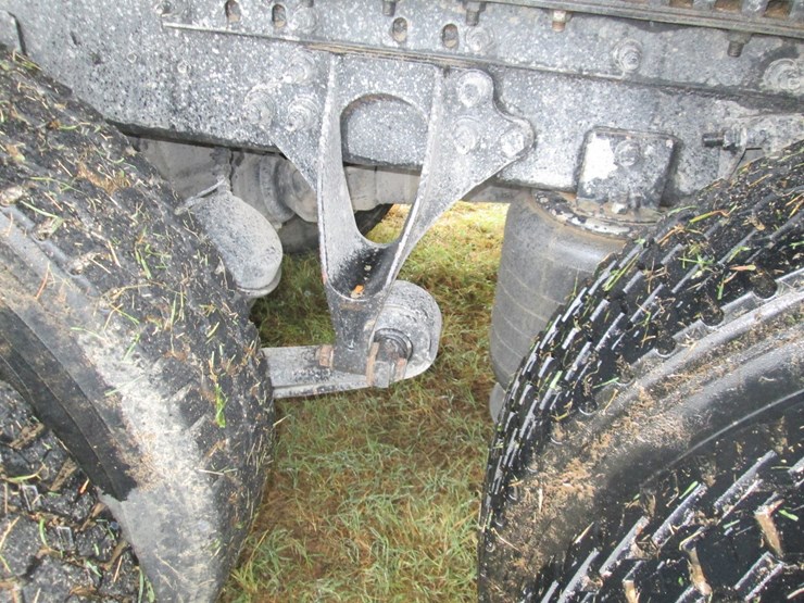 2011-international-prostar-image-19