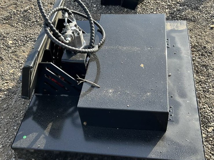 #257-•-mini-skid-steer-43.25"-hydraulic-flail-mower-image-2