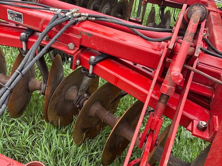 case-ih-3900-image-10
