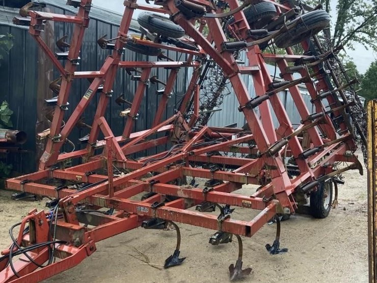 case-ih-4800-image-3