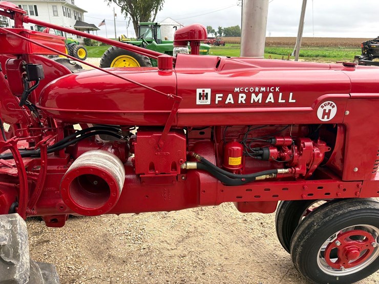 1954-farmall-super-h-tractor—restored-image-20