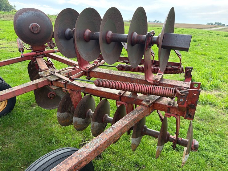 massey-ferguson-620-image-7