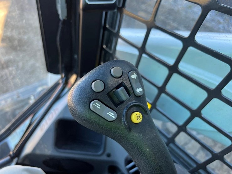 bobcat-s650-image-21