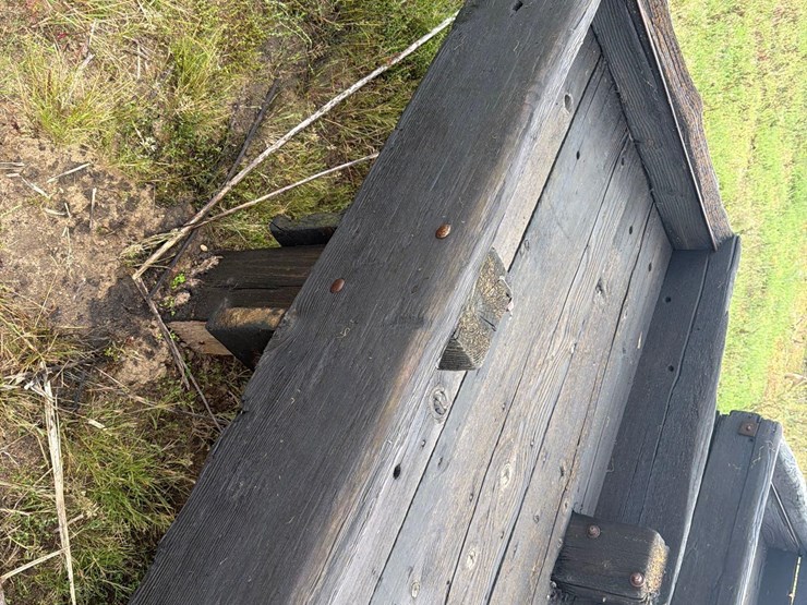 doon-saw-mill-4ft-x-20ft-wood-feed-bunk-image-7