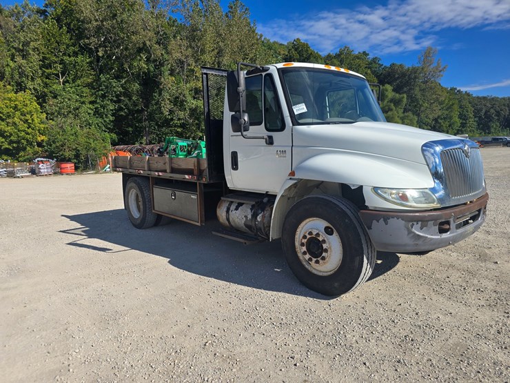 2006-international-durastar-4300-image-14