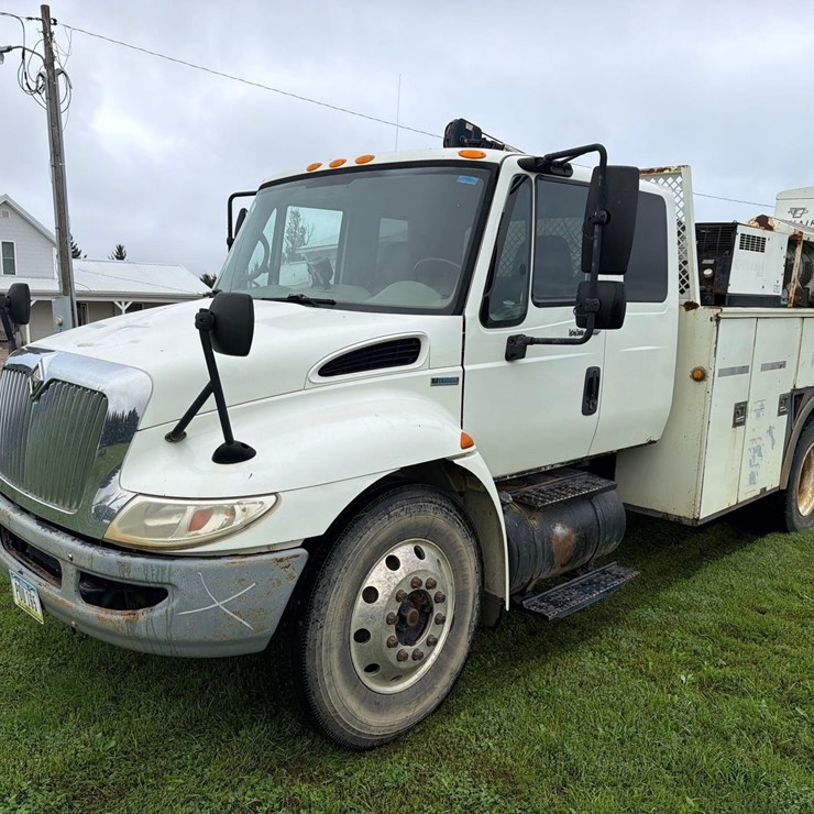 2009 INTERNATIONAL DURASTAR 4300