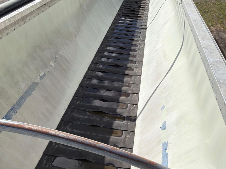 2011-wilson-46ft-fixed-tri-axle-live-bottom-semi-belt-trailer--1-owner--very-clean-trailer-image-61