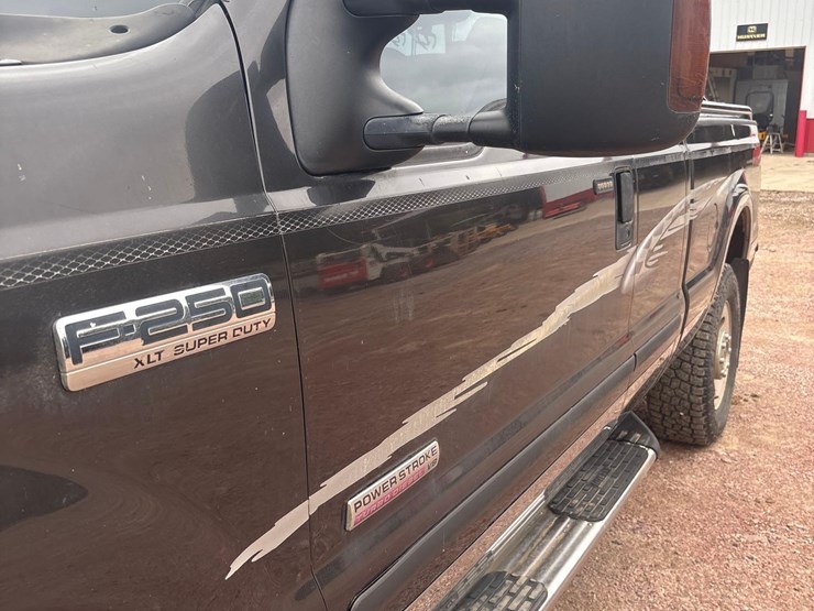2005-ford-f250-xlt-image-12