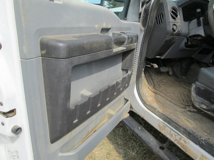2016-ford-f450-image-31