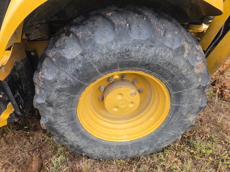 caterpillar-420f-image-92