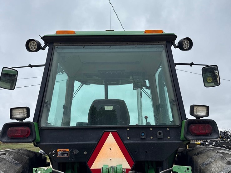 1994-john-deere-4560-image-47