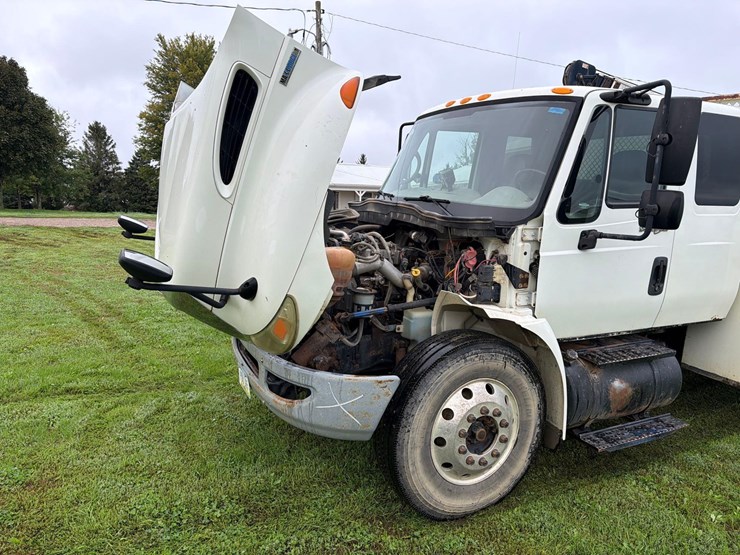 2009-international-durastar-4300-image-87