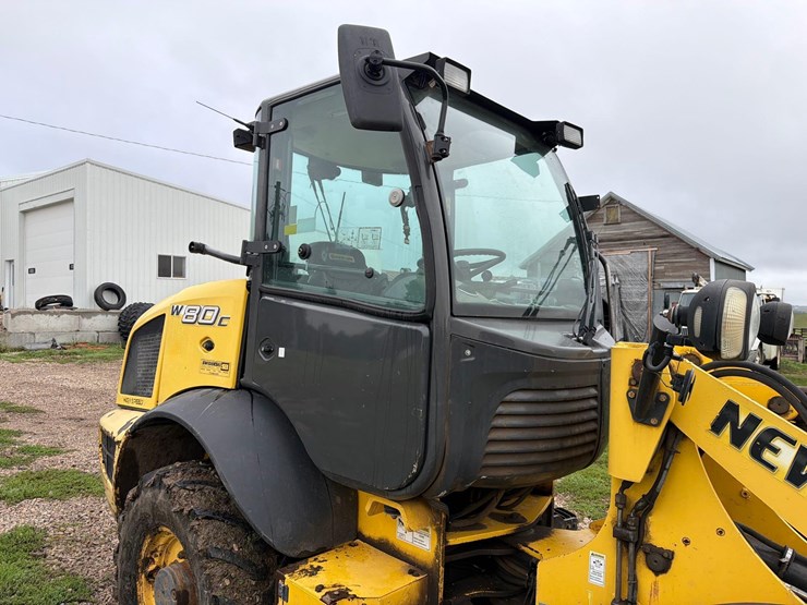 new-holland-w80c-image-10