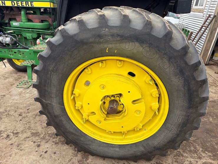 1983-john-deere-4450-image-27