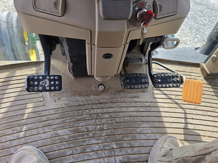 john-deere-6105m-image-58