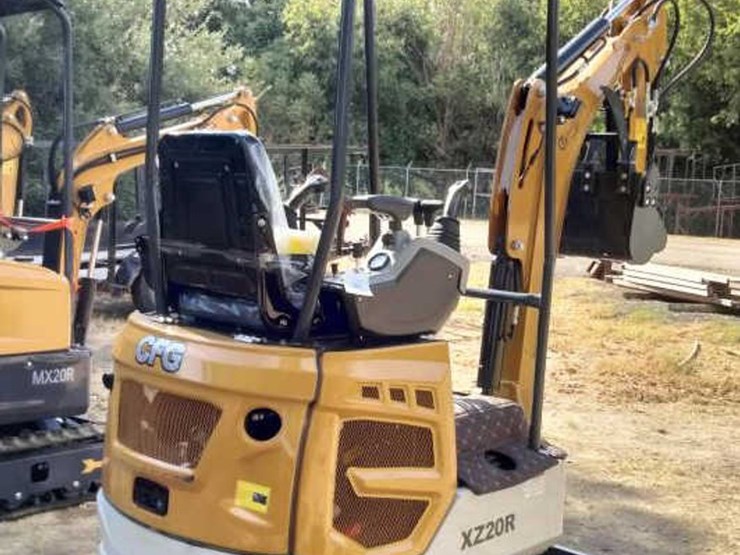 #26-•-cfg-mini-excavator---qk20r-image-4